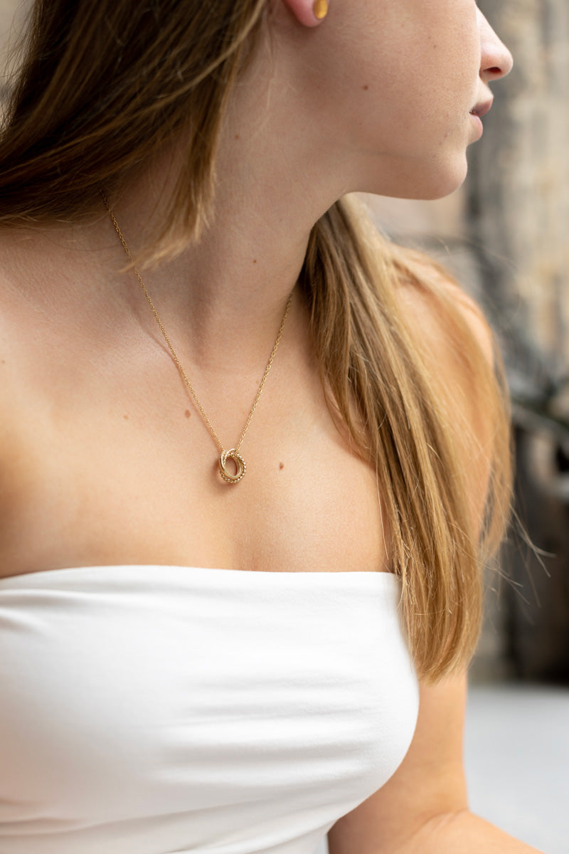 Eternity necklace