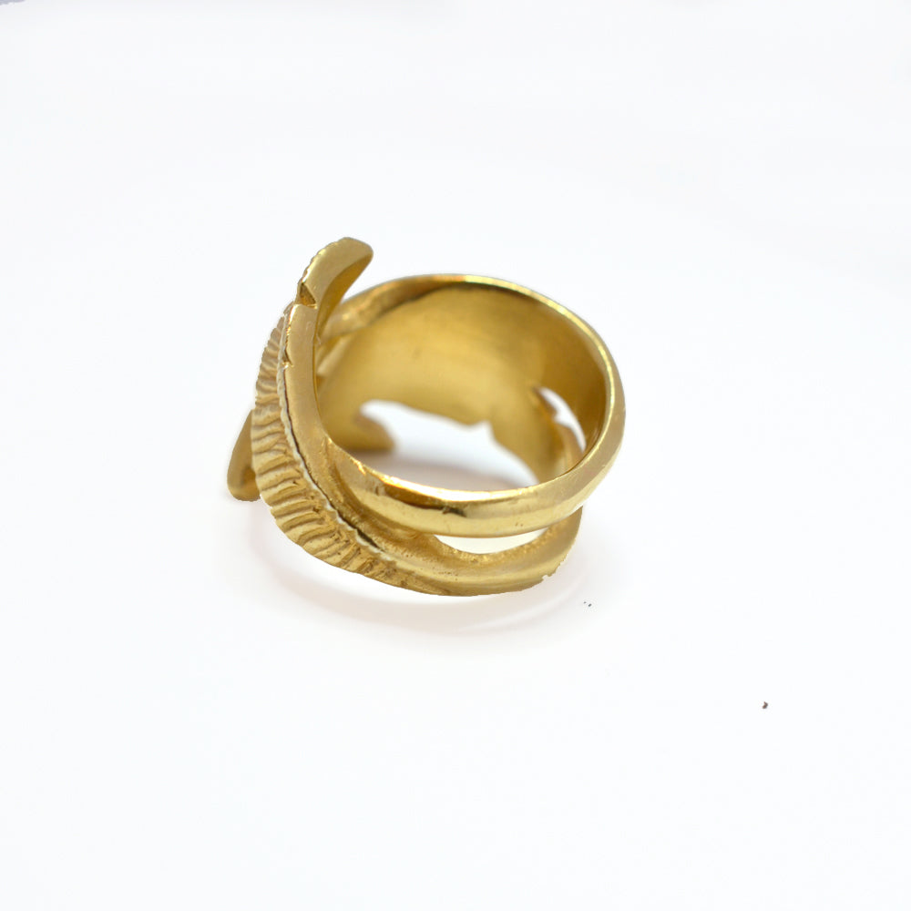 RIMBA handcarved leaf ring