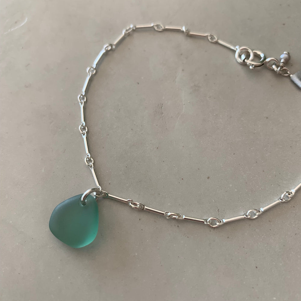 Silver Bar Chain Bracelet with Sea Glass Drop