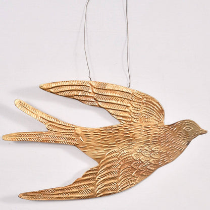 GOLD SWALLOW BIRD  HANGING 16x1x9CM (small)