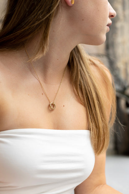 Eternity necklace