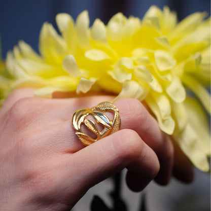 MELATI handcarved leaf ring